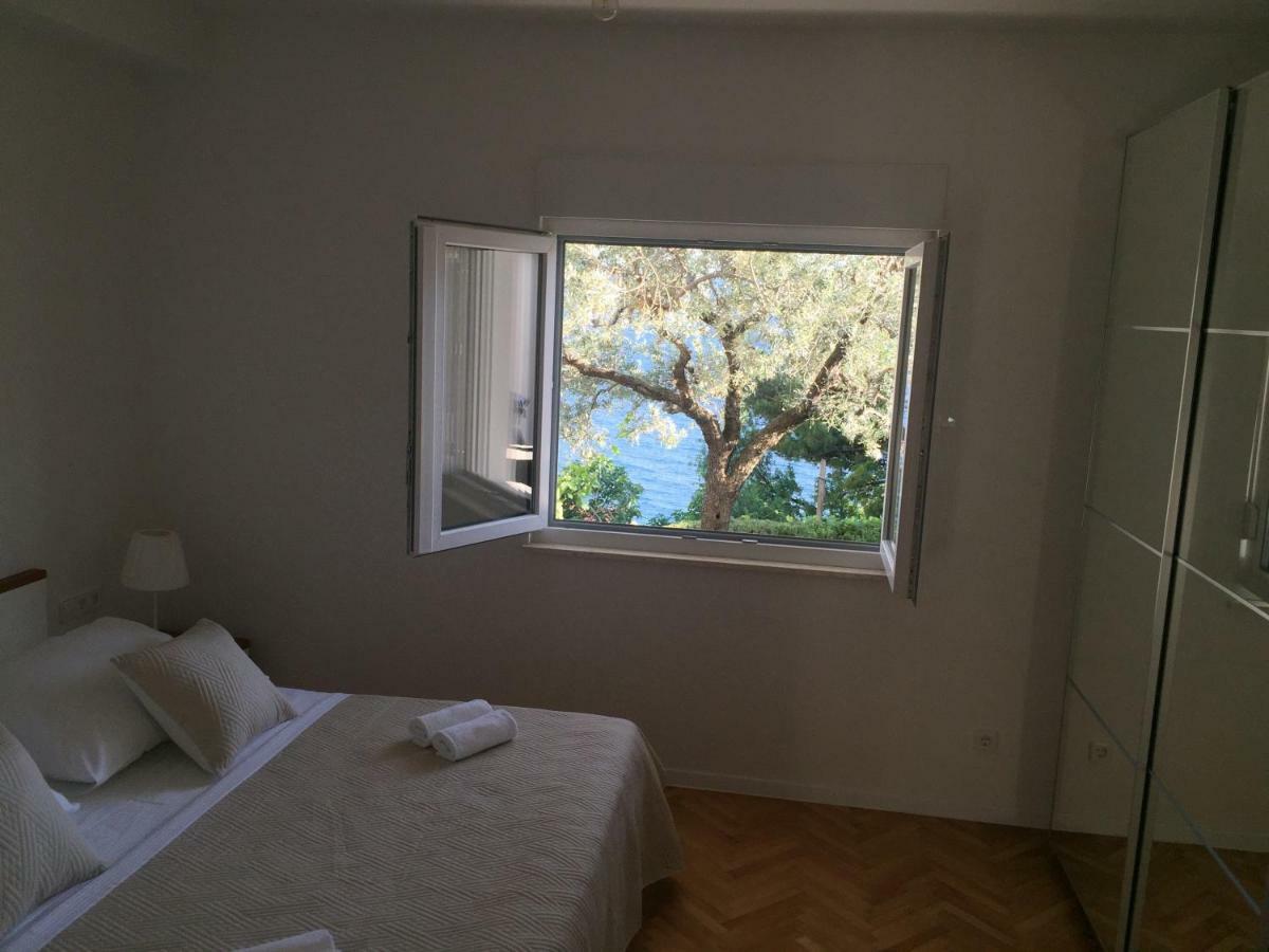 Sea View Apartment With A Huge Terrace ピサック エクステリア 写真